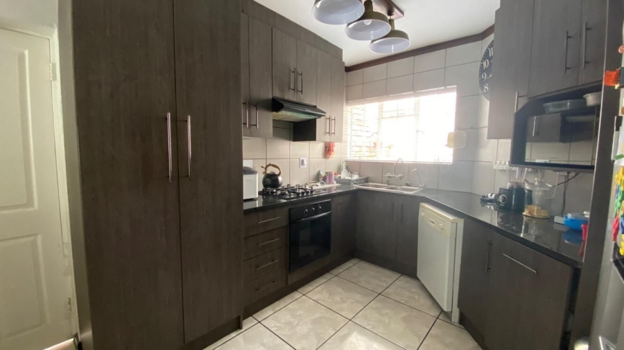 4 Bedroom Property for Sale in Pentagon Park Free State